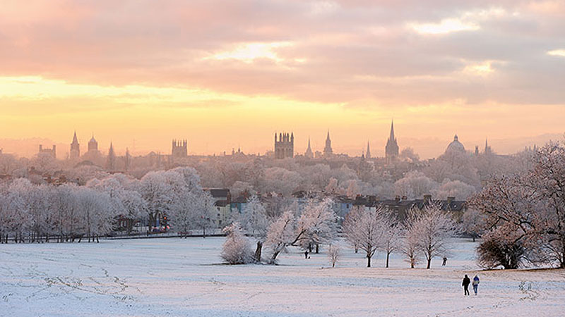 A picture of Oxford in the snow